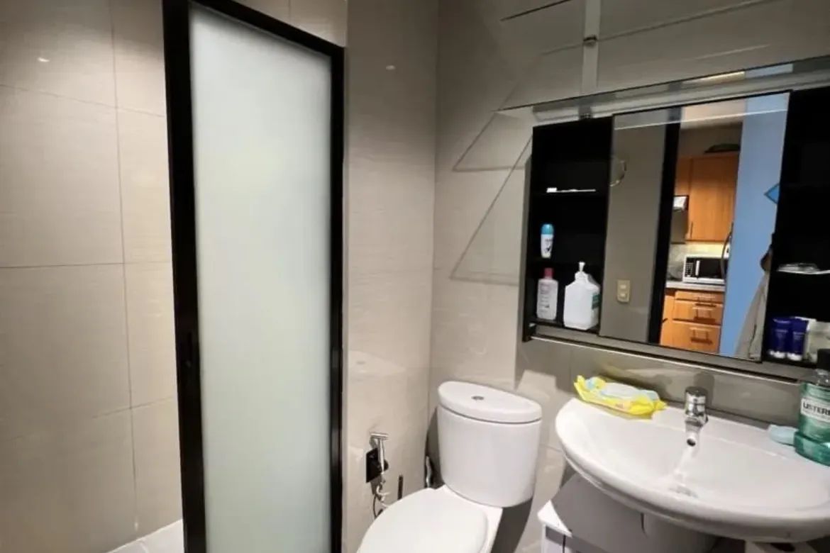 Condo for Sale in Fairways Tower, BGC, Taguig – photo 13