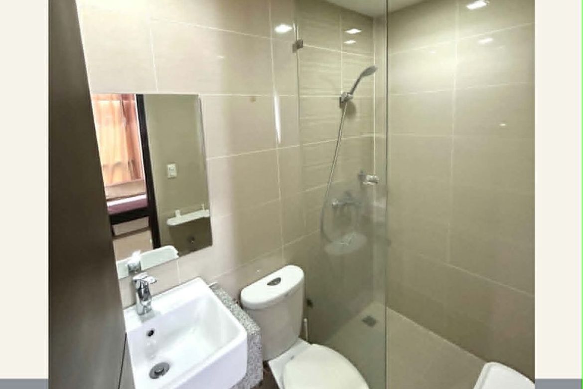 Condo for Sale in Greenbelt Hamilton, San Lorenzo, Makati, Metro Manila – photo 2