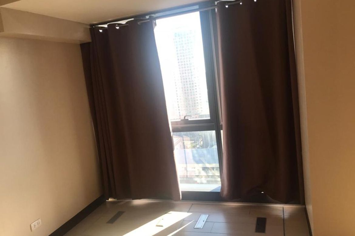 Condo for Sale in Greenbelt Hamilton, San Lorenzo, Makati, Metro Manila – photo 7