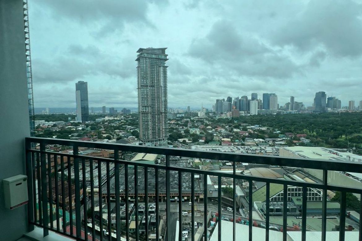 Condo for Sale in Greenhills, San Juan, Metro Manila near MRT-3 Santolan – photo 5