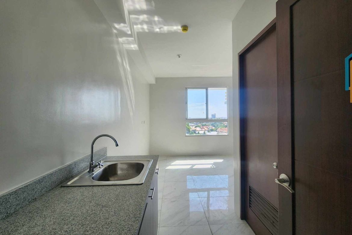 Condo for Sale in Guadalupe, Cebu City, Cebu