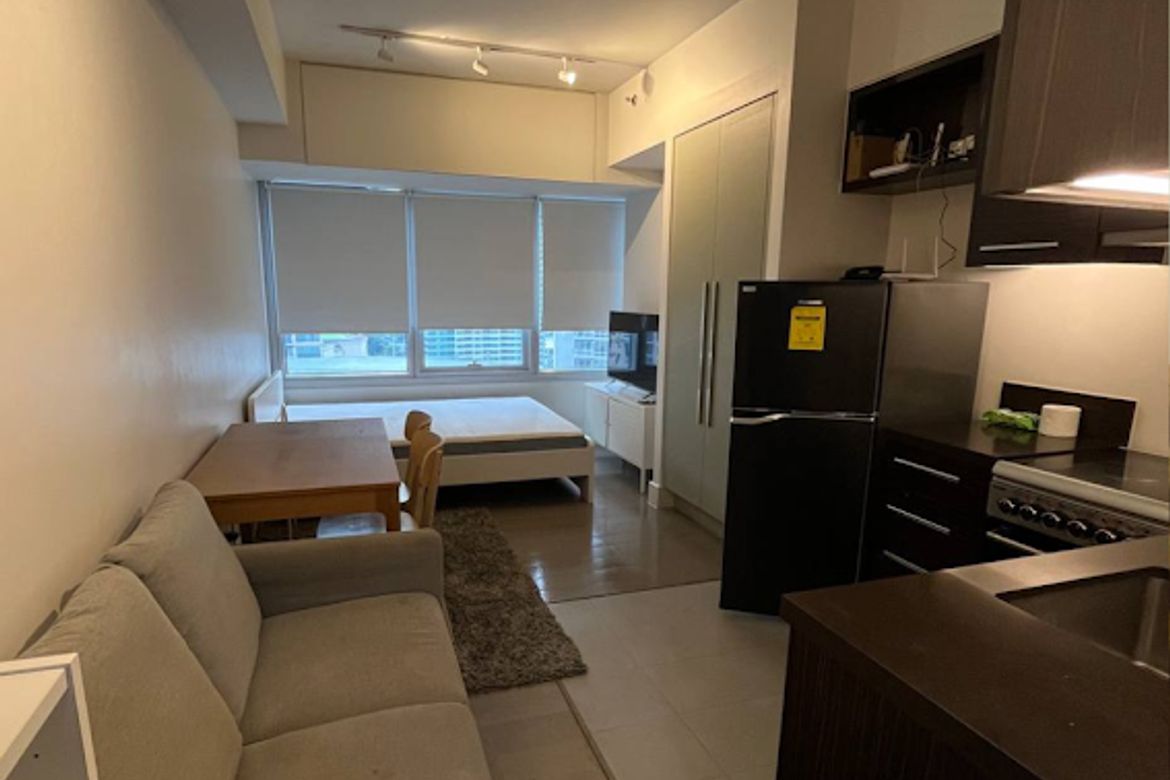 Condo for Sale in Guadalupe Viejo, Makati, Metro Manila near MRT-3 Guadalupe – photo 2