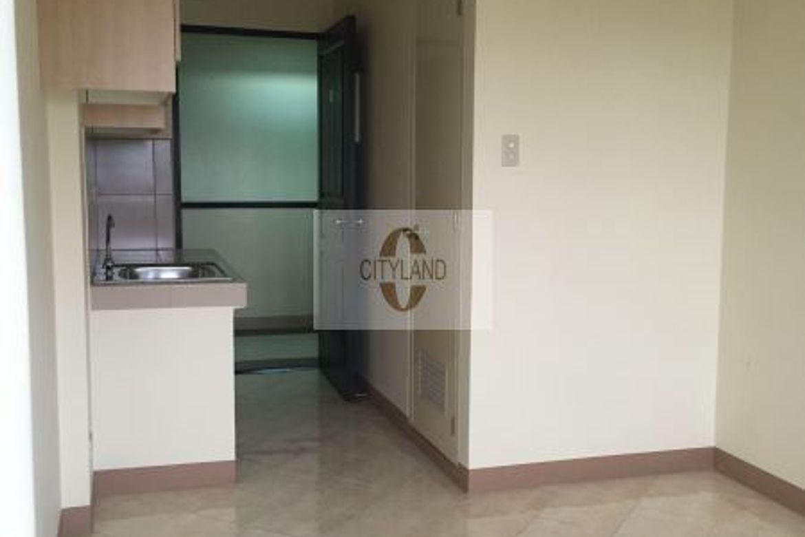 Condo for Sale in Highway Hills, Mandaluyong, Metro Manila near MRT-3 Shaw Boulevard – photo 3