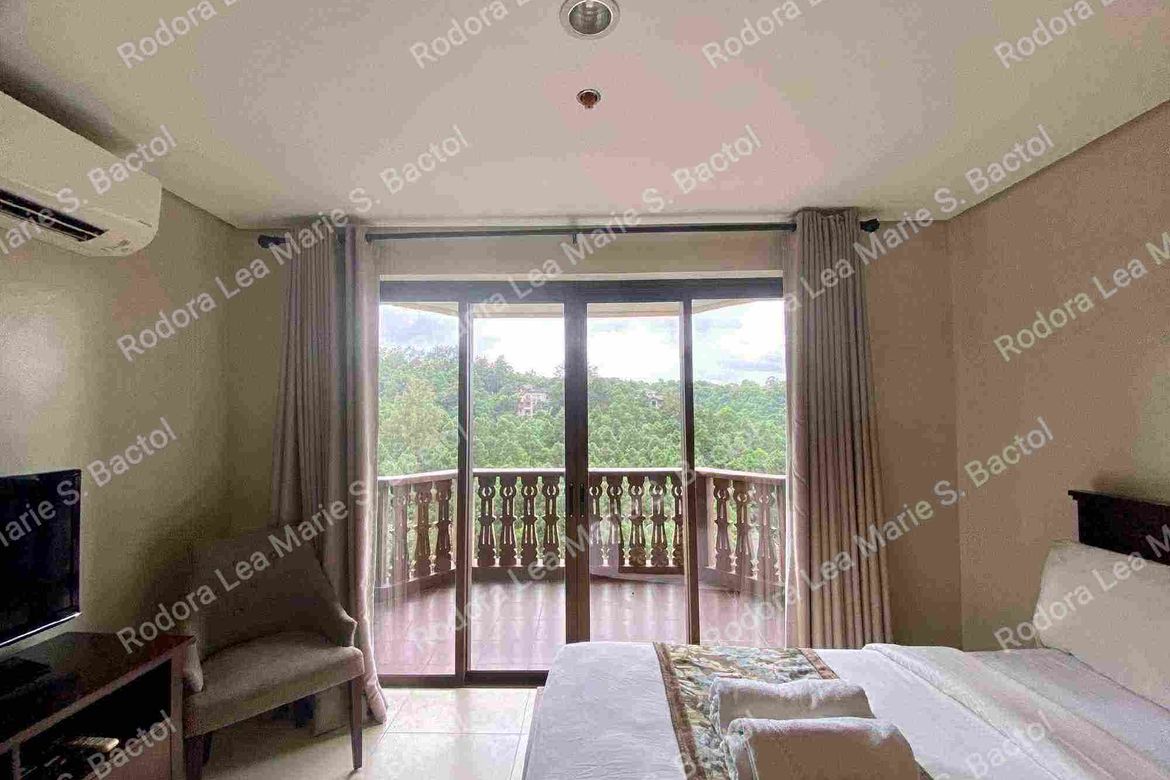 Condo for Sale in Iruhin West, Tagaytay, Cavite – photo 2