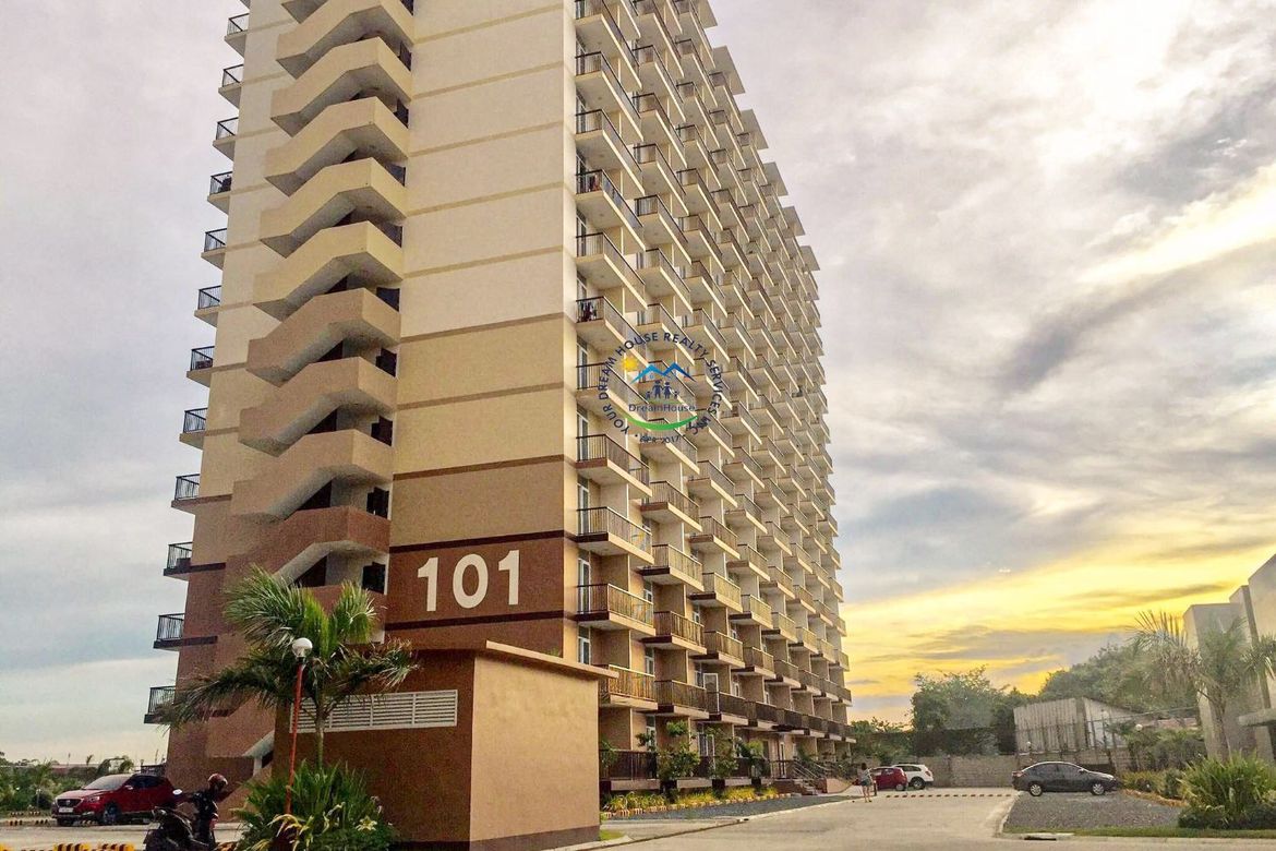Condo for Sale in Looc, Lapu-Lapu, Cebu