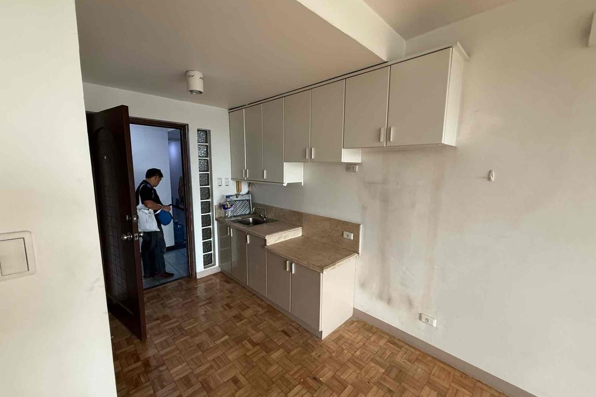 Condo for Sale in Loyola Heights, Quezon City, Metro Manila near LRT-2 Katipunan – photo 8