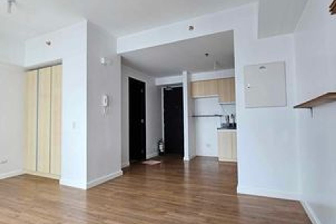 Condo for Sale in Luz, Cebu City, Cebu