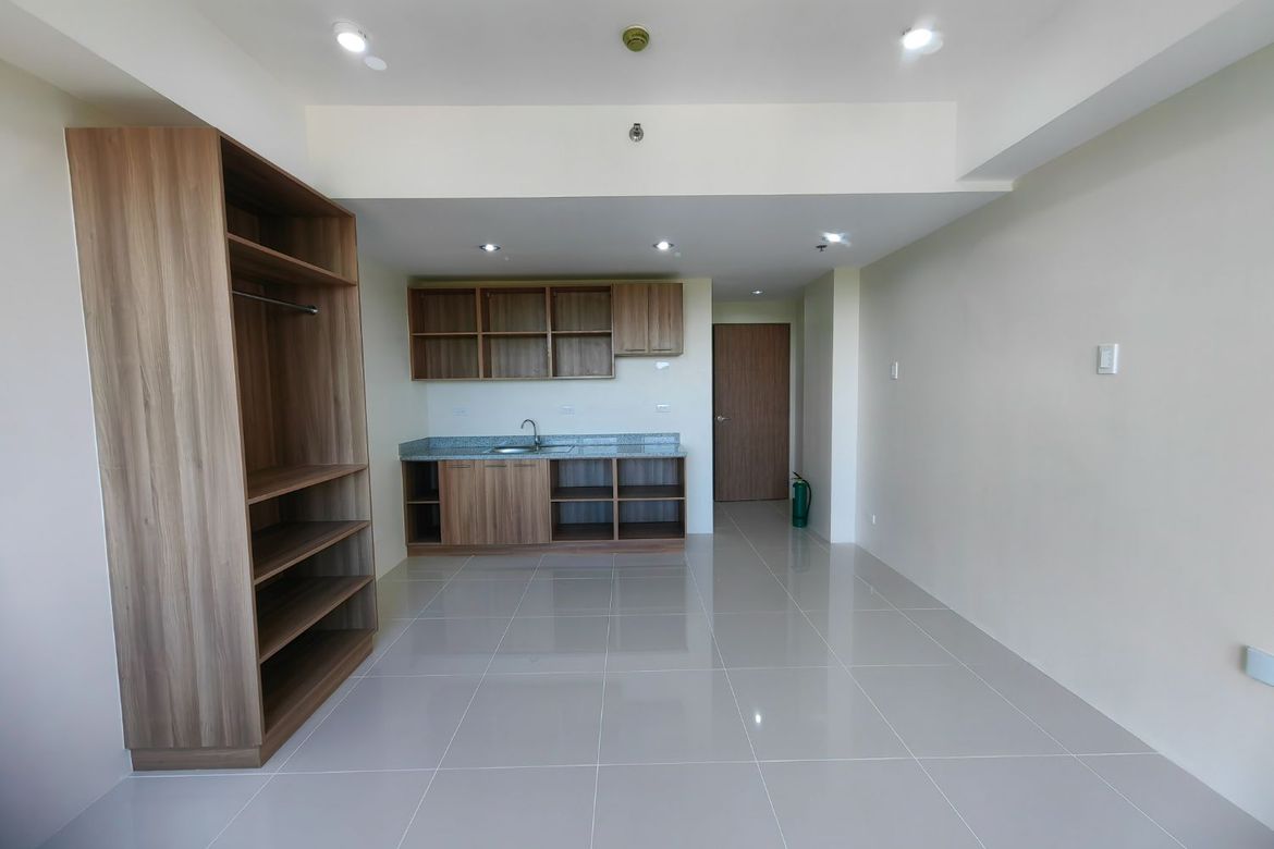 Condo for Sale in Mactan, Lapu-Lapu, Cebu – photo 3