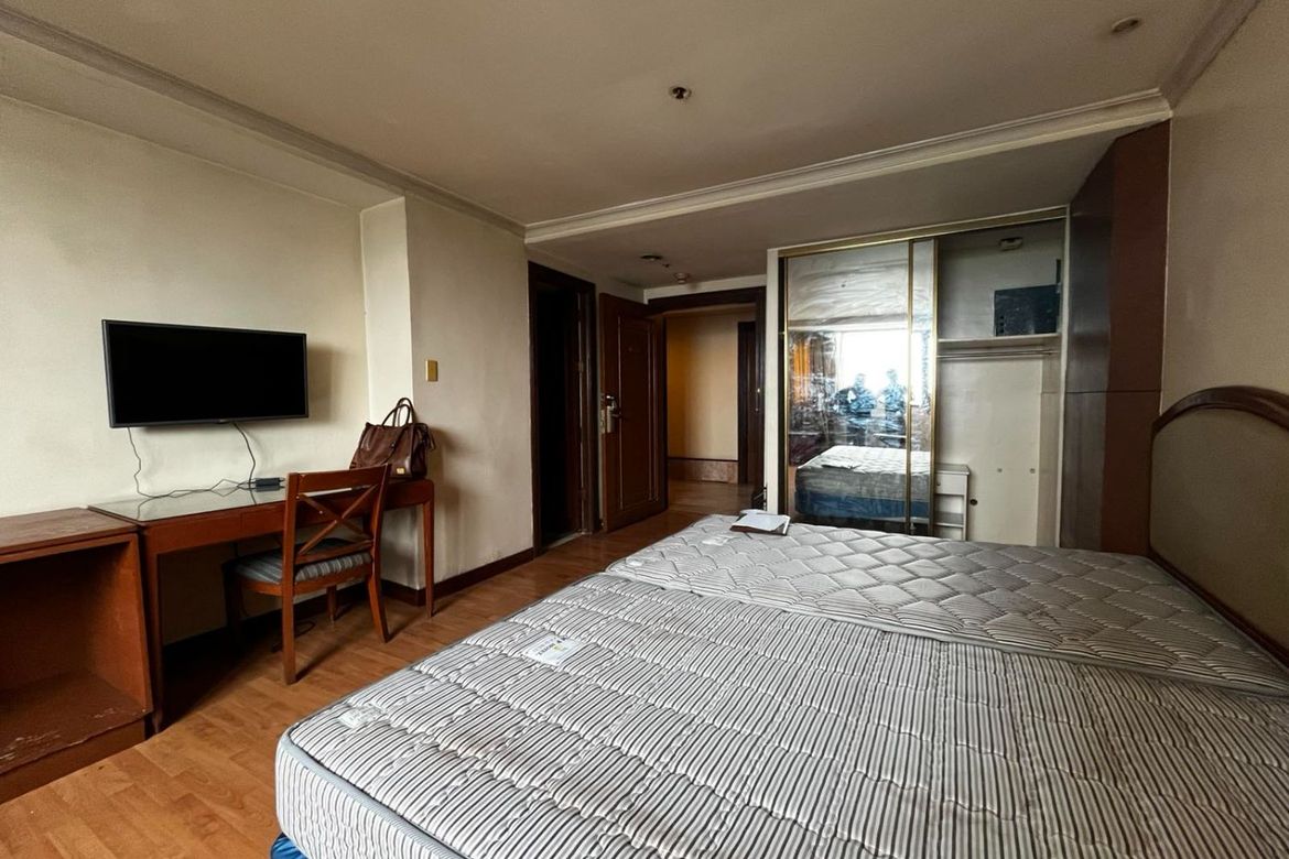 Condo for Sale in Makati Palace Hotel, Poblacion, Makati, Metro Manila – photo 4