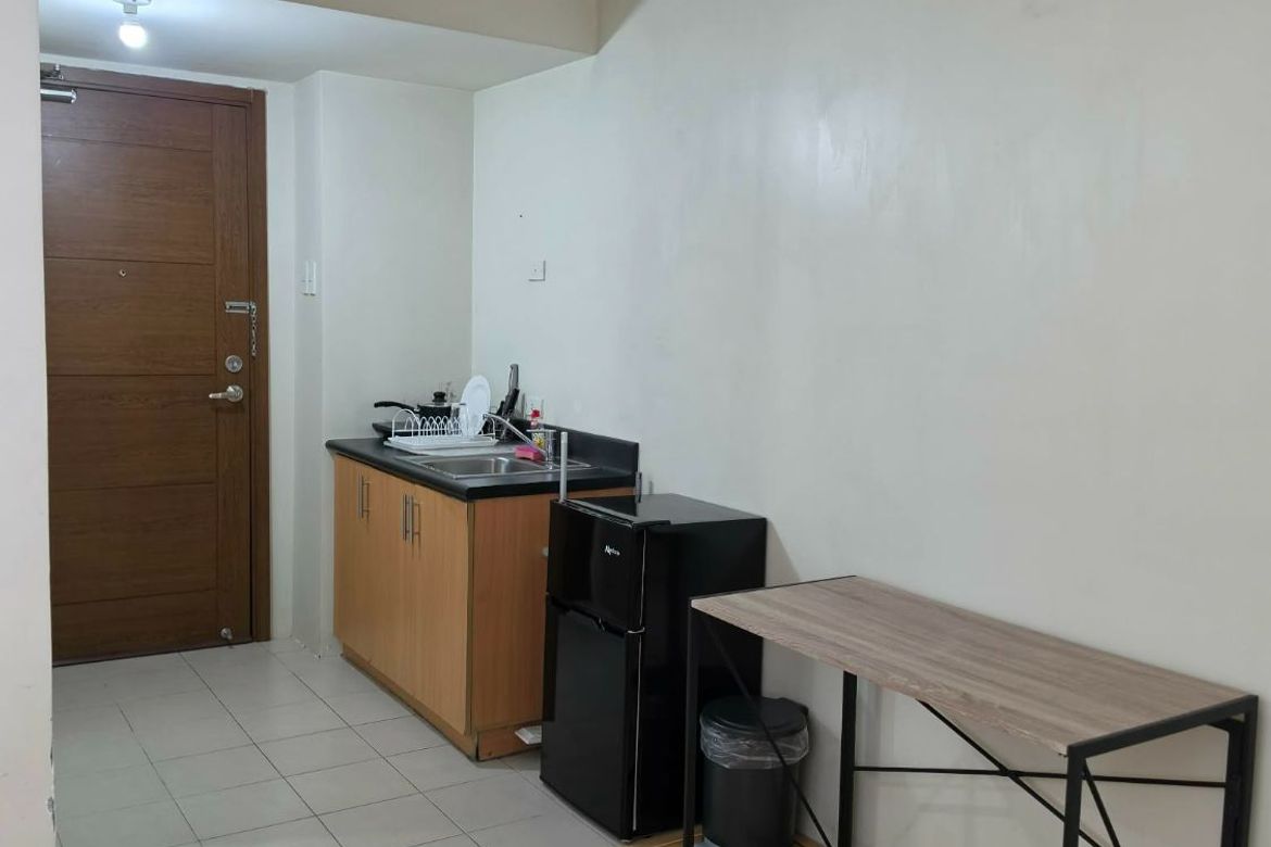 Condo for Sale in Malate, Manila, Metro Manila near LRT-1 Vito Cruz