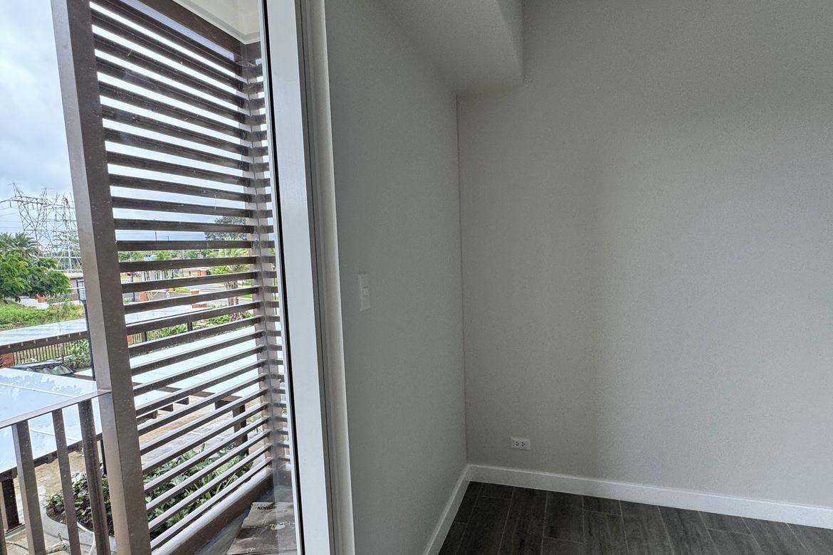 Condo for Sale in Mandalagan, Bacolod, Negros Occidental – photo 4
