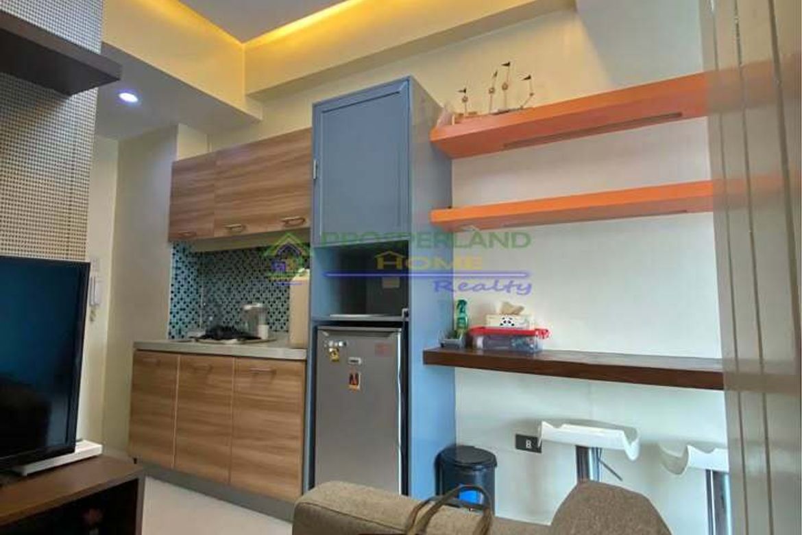 Condo for Sale in Manila, Metro Manila near LRT-2 Legarda – photo 2