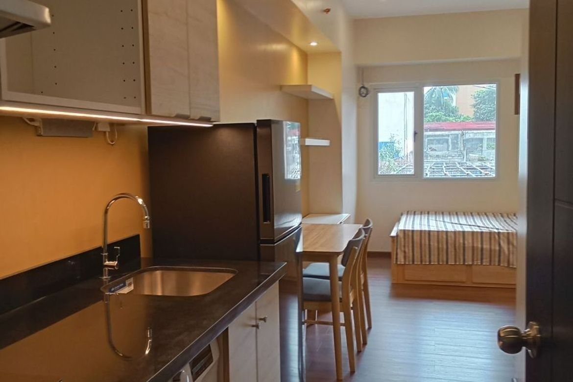Condo for Sale in Manila, Metro Manila near LRT-2 Recto – photo 6