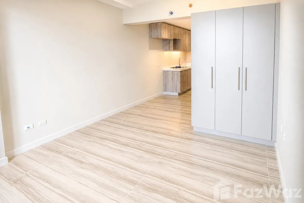 Condo for Sale in Maple at Verdant Towers, Ugong, Pasig, Metro Manila – photo 2