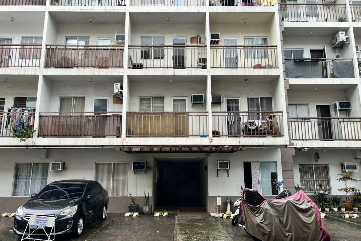 Condo for Sale in Moonwalk, Parañaque, Metro Manila – photo 4