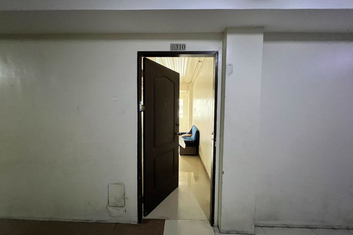 Condo for Sale in Moonwalk, Parañaque, Metro Manila – photo 5