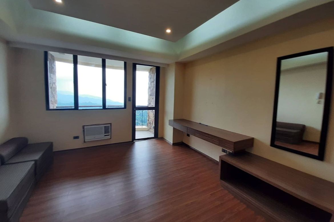 Condo for Sale in Niyugan, Laurel, Batangas