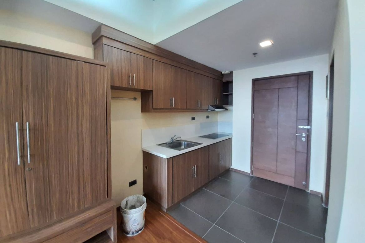 Condo for Sale in Niyugan, Laurel, Batangas – photo 4