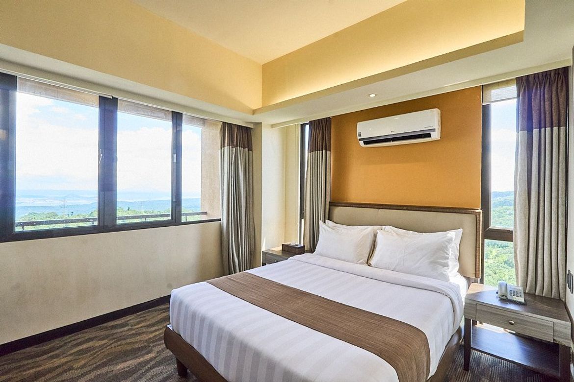 Condo for Sale in Niyugan, Laurel, Batangas – photo 2