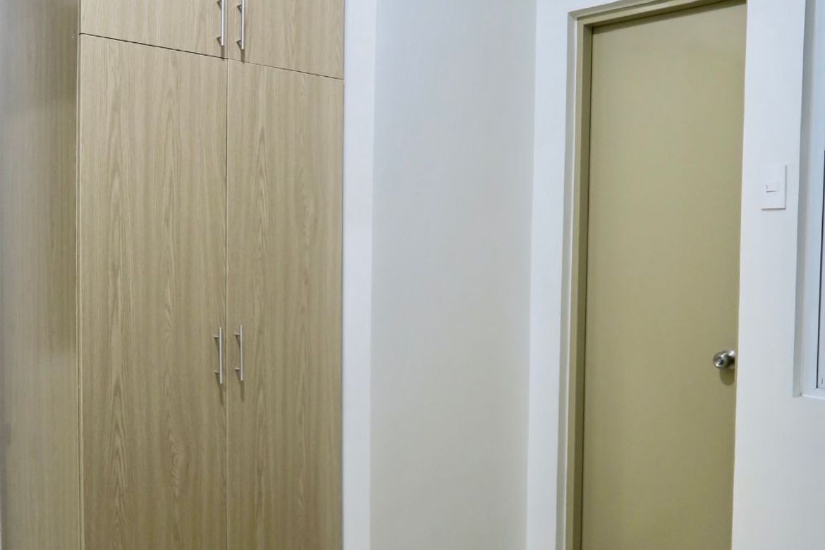 Condo for Sale in One Hidalgo, Malate, Manila, Metro Manila near LRT-1 Pedro Gil – photo 2