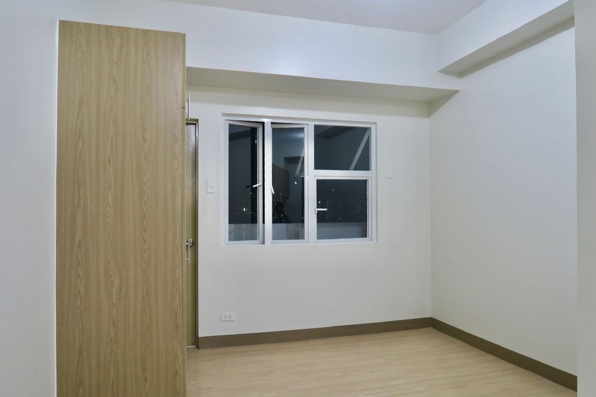 Condo for Sale in One Hidalgo, Malate, Manila, Metro Manila near LRT-1 Pedro Gil – photo 3