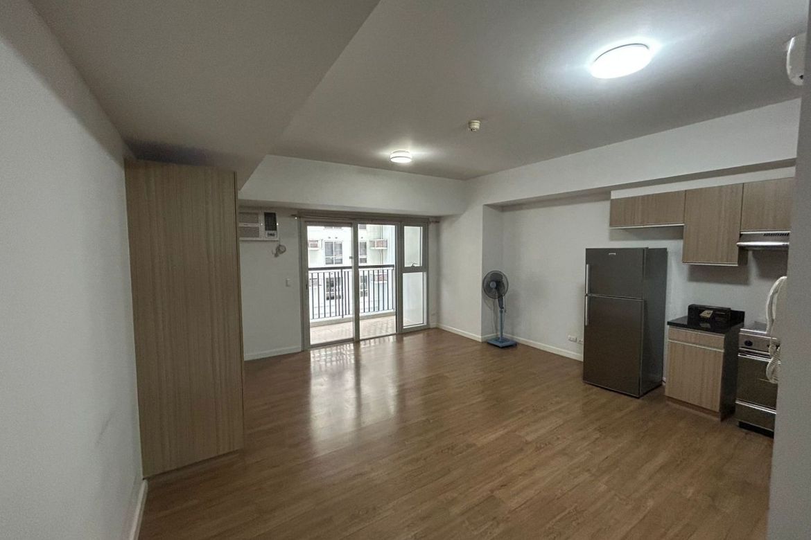 Condo for Sale in One Maridien, BGC, Taguig