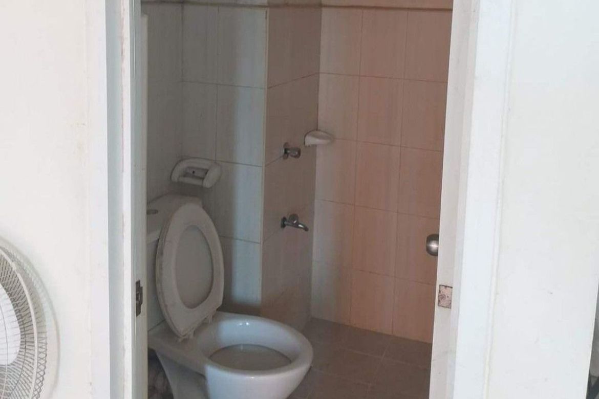 Condo for Sale in One Metropolitan Place, Malate, Manila, Metro Manila near LRT-1 Vito Cruz – photo 2