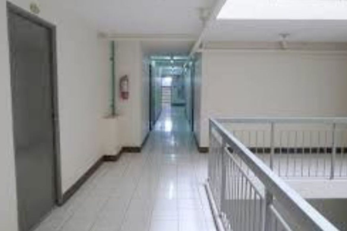 Condo for Sale in One Metropolitan Place, Malate, Manila, Metro Manila near LRT-1 Vito Cruz – photo 3