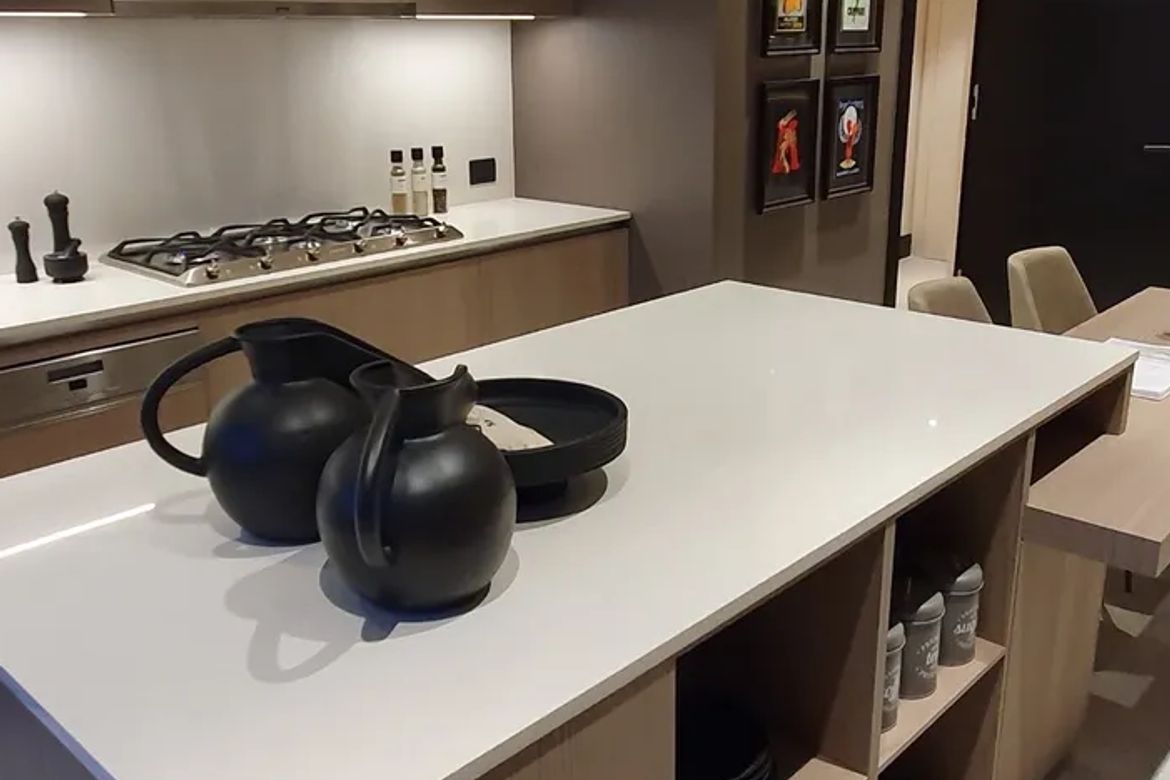 Condo for Sale in One Shangri-La Place, Wack-Wack Greenhills, Mandaluyong, Metro Manila near MRT-3 Shaw Boulevard – photo 3