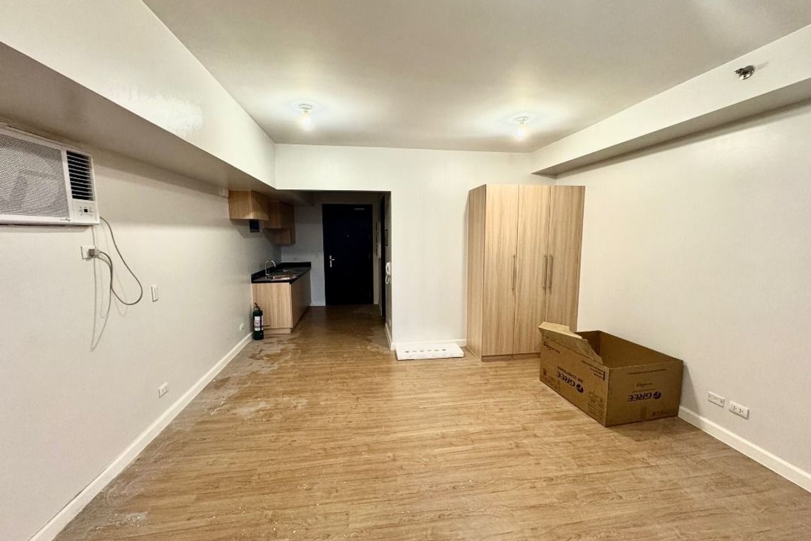 Condo for Sale in Park Triangle Residences, BGC, Taguig, Metro Manila