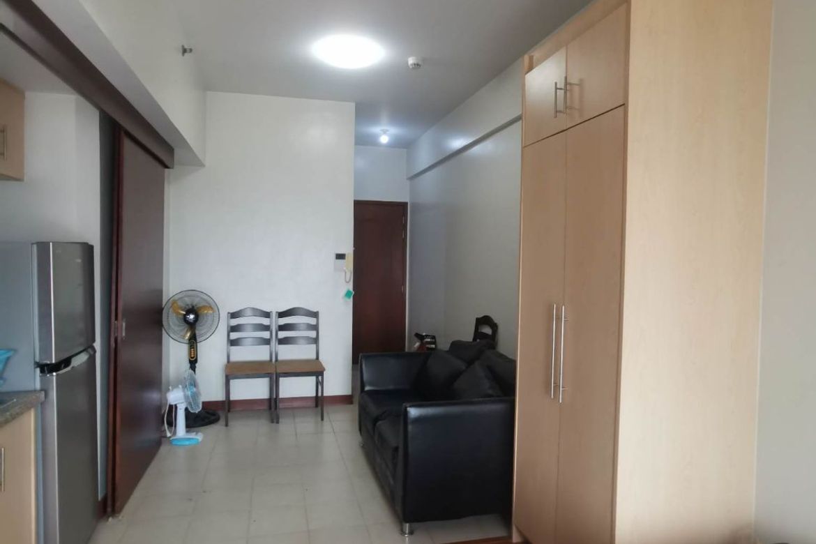 Condo for Sale in Paseo De Roces, Pio Del Pilar, Makati, Metro Manila – photo 8