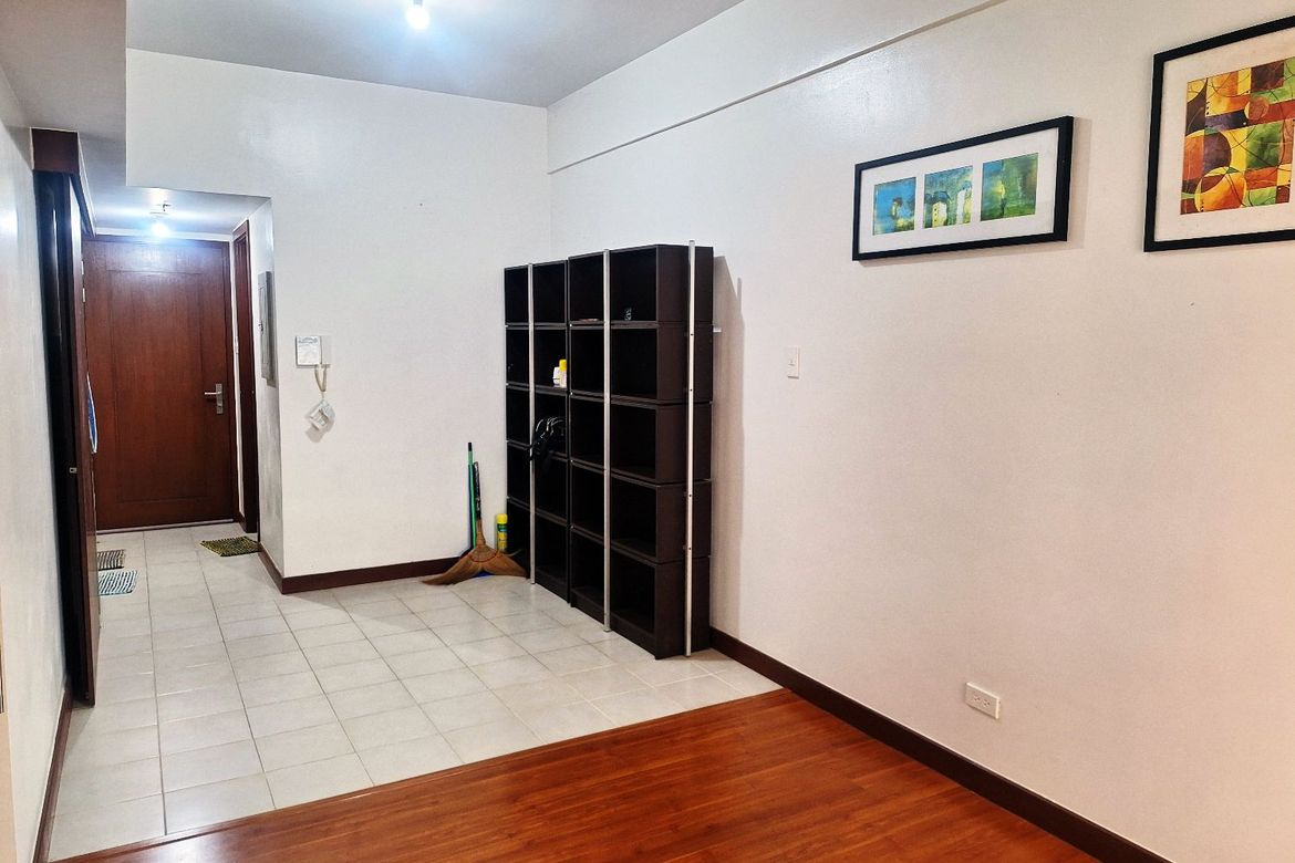 Condo for Sale in Paseo De Roces, Pio Del Pilar, Makati, Metro Manila – photo 6