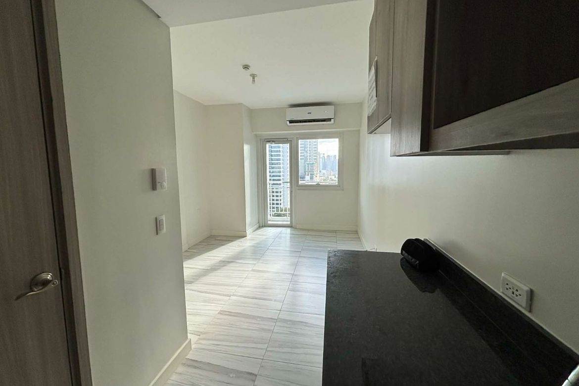 Condo for Sale in Pineda, Pasig, Metro Manila – photo 4