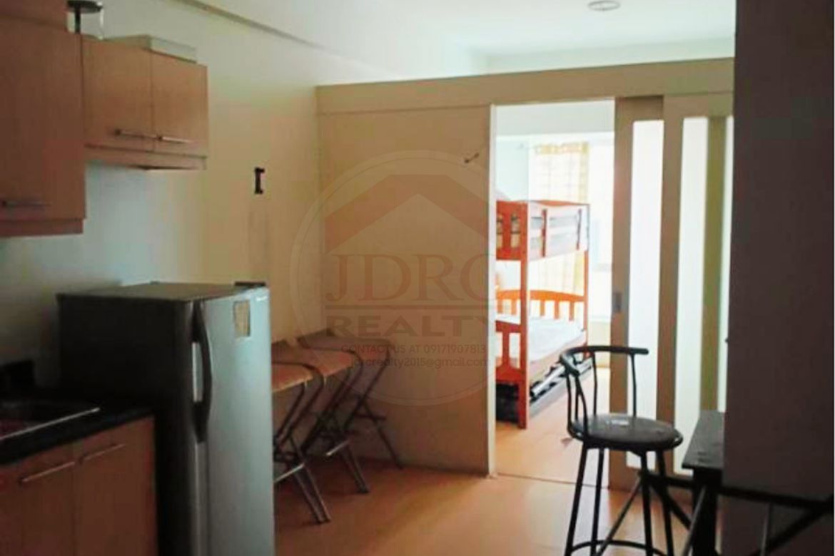 Condo for Sale in Pio Del Pilar, Makati, Metro Manila
