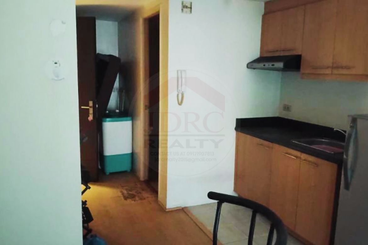Condo for Sale in Pio Del Pilar, Makati, Metro Manila – photo 3