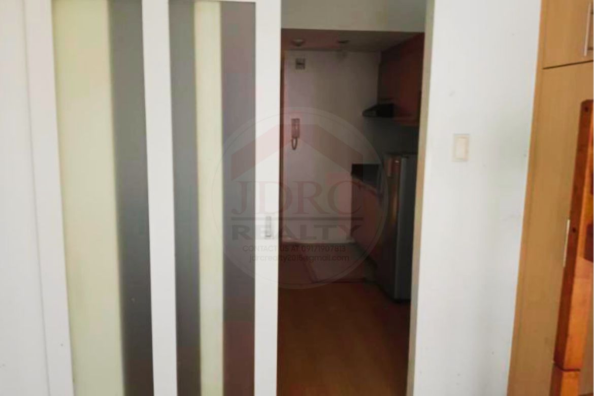 Condo for Sale in Pio Del Pilar, Makati, Metro Manila – photo 4