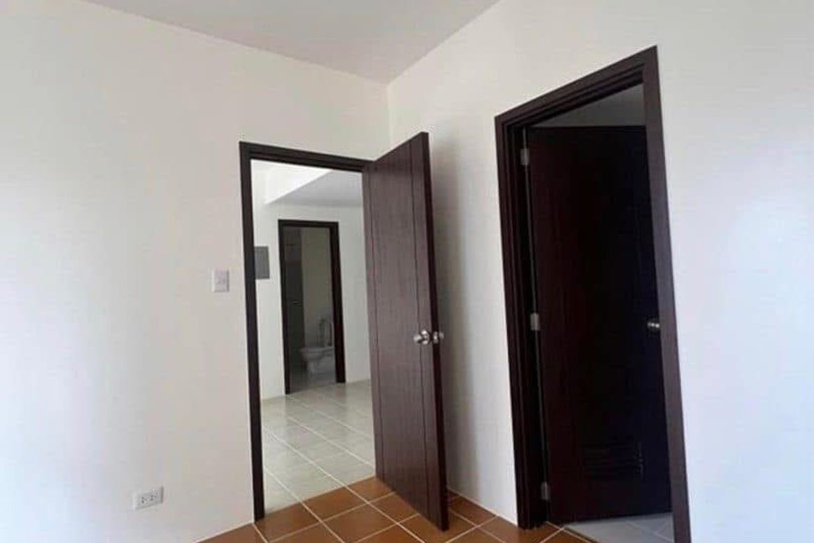 Condo for Sale in Pioneer Woodlands, Barangka Ilaya, Mandaluyong, Metro Manila near MRT-3 Boni – photo 6