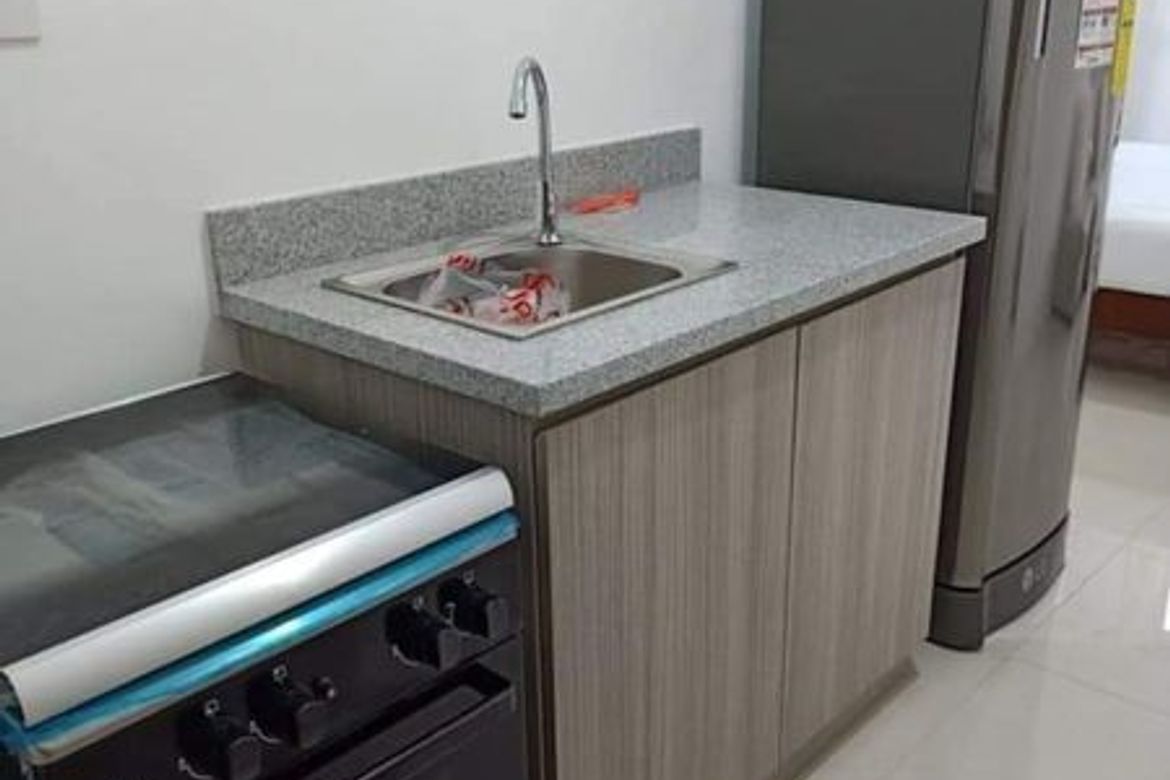 Condo for Sale in Poblacion Ward IV, Minglanilla, Cebu