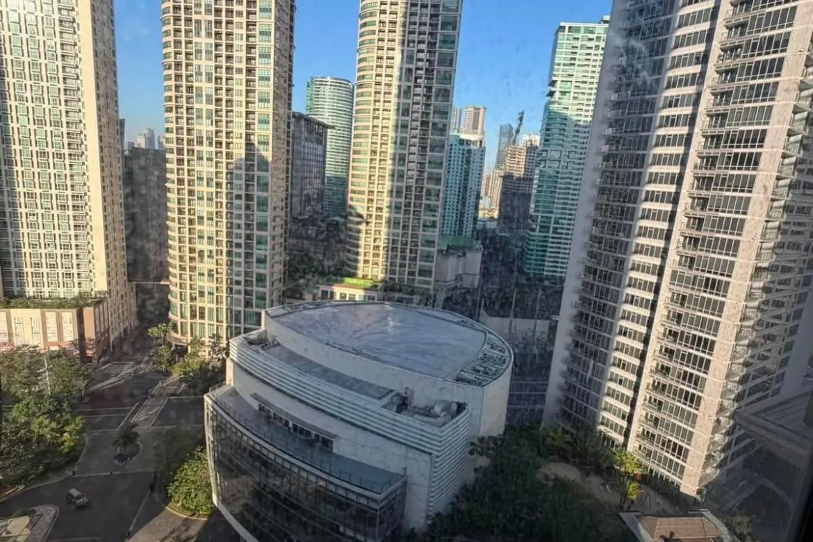 Condo for Sale in Proscenium at Rockwell, Guadalupe Viejo, Makati, Metro Manila near MRT-3 Guadalupe – photo 2
