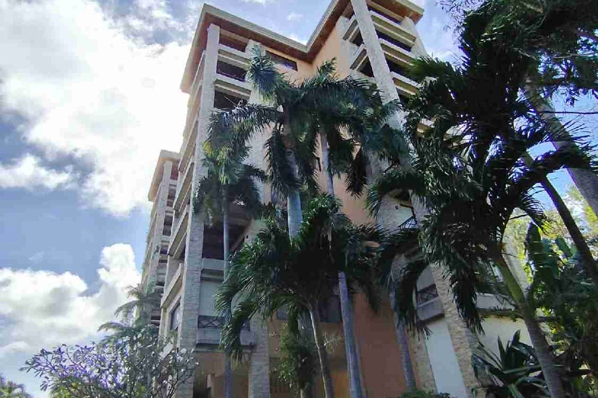 Condo for Sale in Punta Engaño, Lapu-Lapu, Cebu