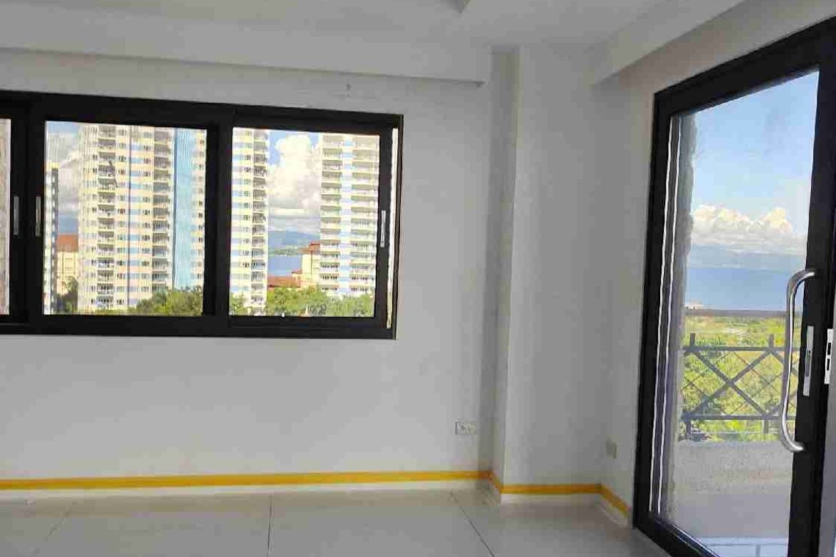 Condo for Sale in Punta Engaño, Lapu-Lapu, Cebu – photo 8