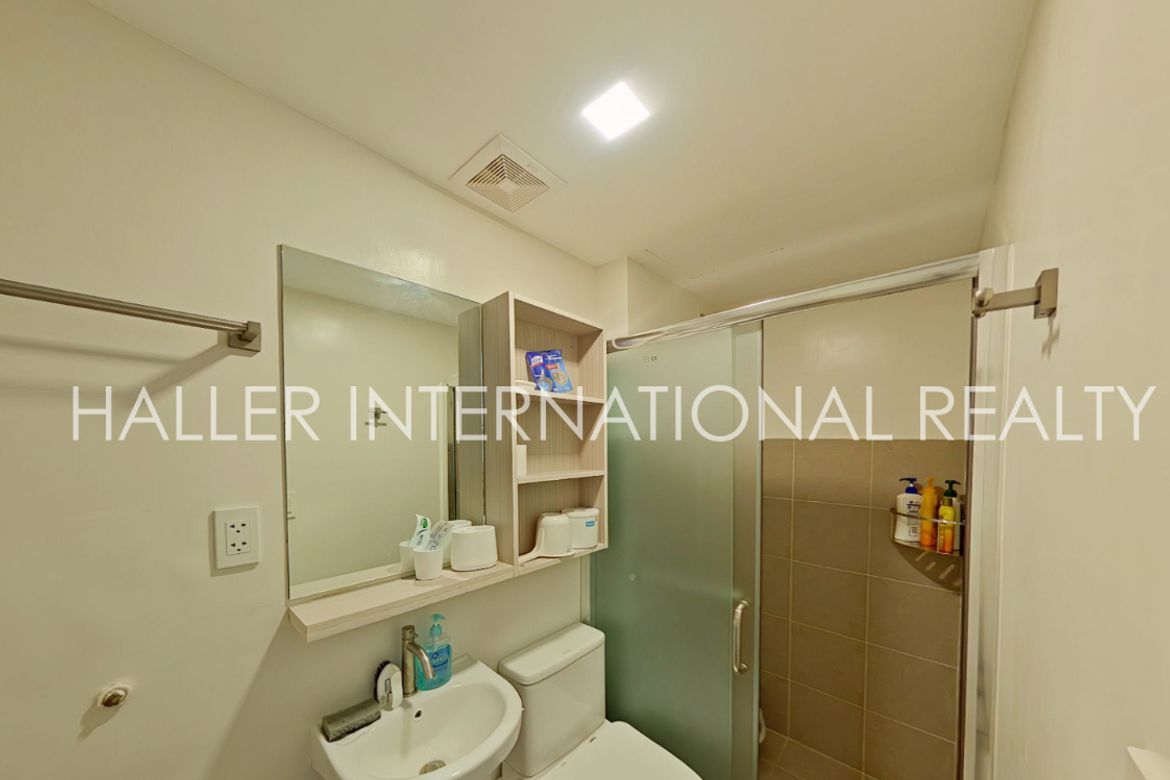 Condo for Sale in Punta Engaño, Lapu-Lapu, Cebu – photo 4