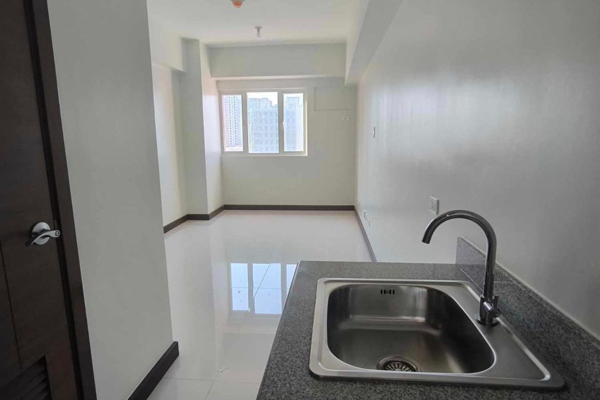 Condo for Sale in Quantum Residences, Barangay 49, Pasay, Metro Manila near LRT-1 Gil Puyat – photo 7