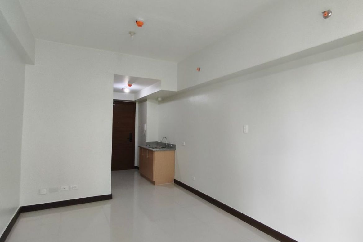 Condo for Sale in Quantum Residences, Barangay 49, Pasay, Metro Manila near LRT-1 Gil Puyat – photo 8