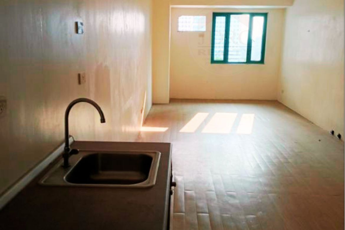 Condo for Sale in San Nicolas, Pasig, Metro Manila – photo 2