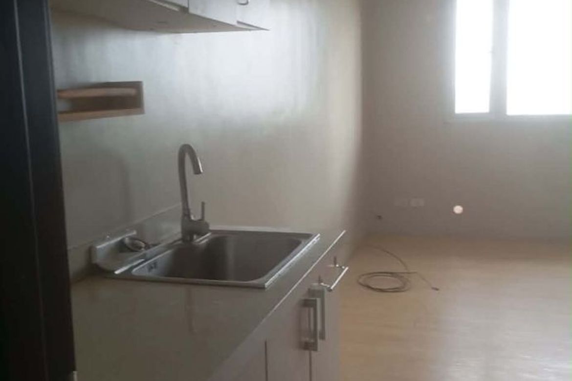 Condo for Sale in Santa Ana, Manila, Metro Manila