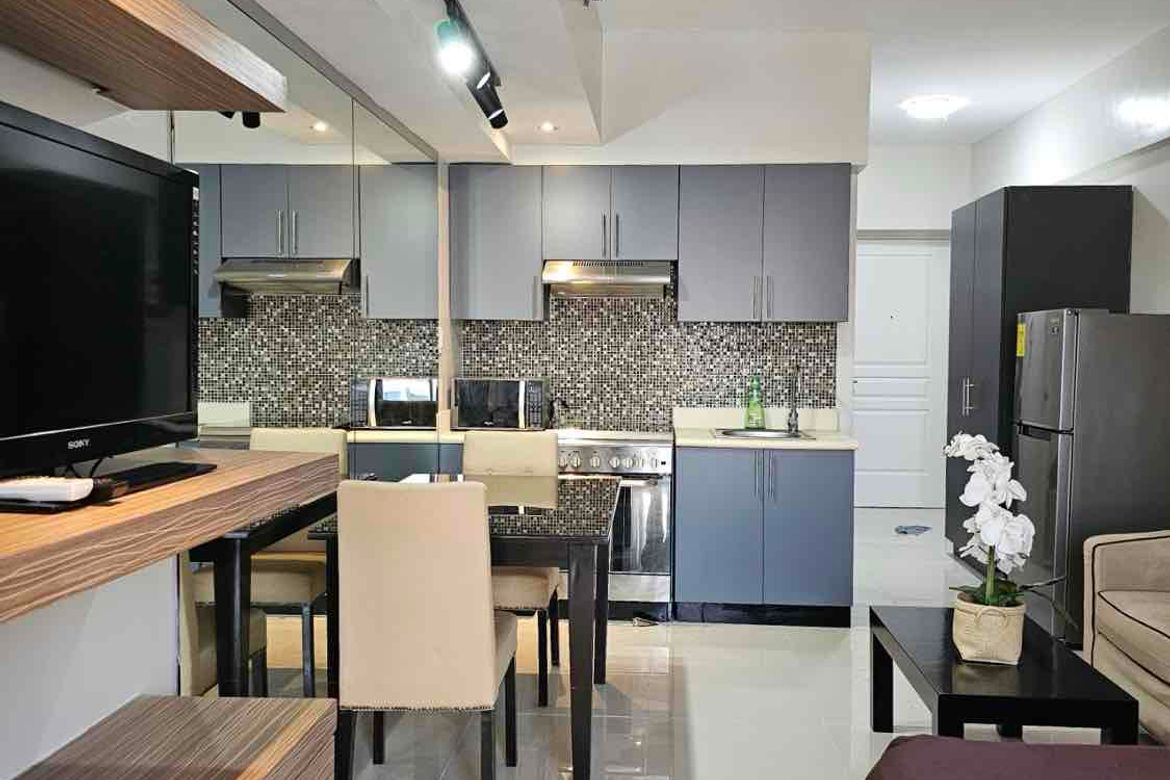 Condo for Sale in Senta, San Lorenzo, Makati, Metro Manila – photo 2