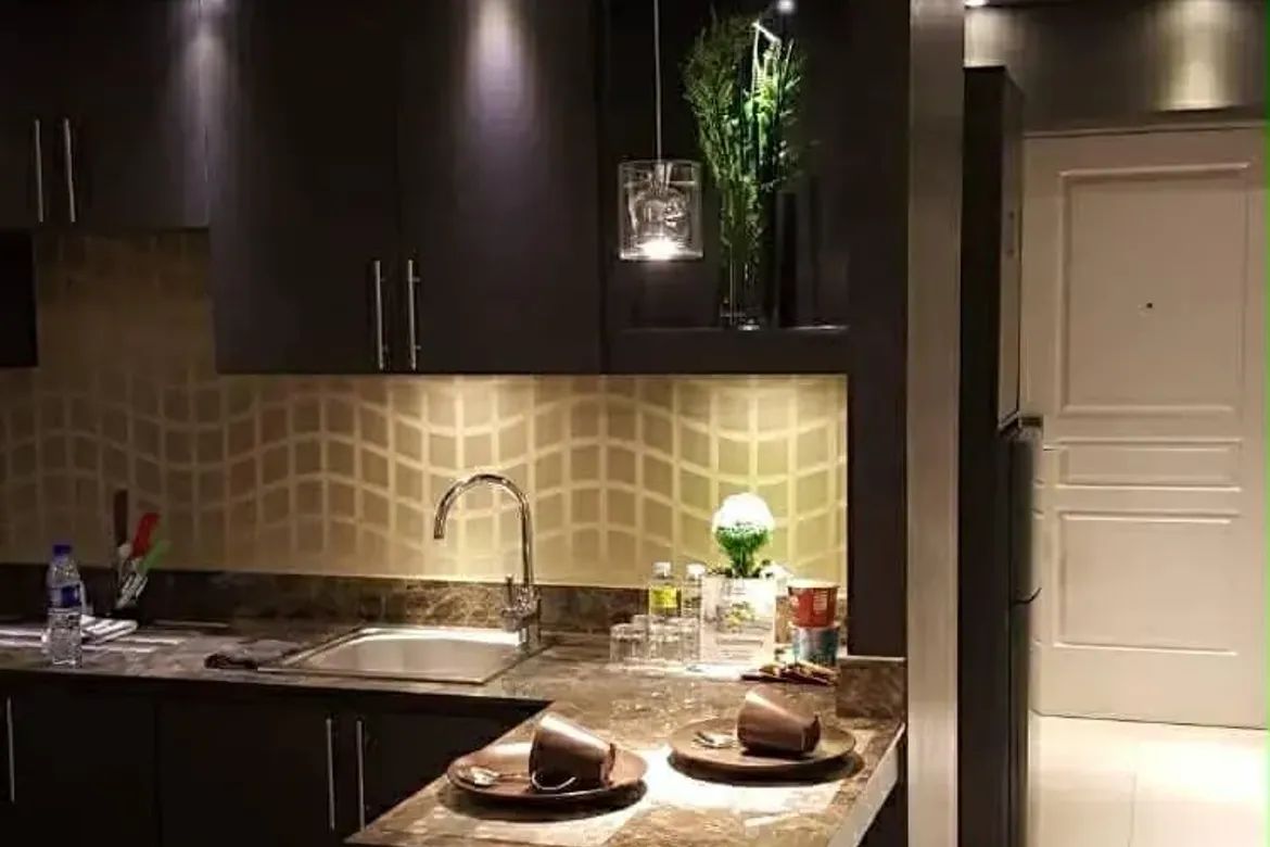 Condo for Sale in Senta, San Lorenzo, Makati, Metro Manila