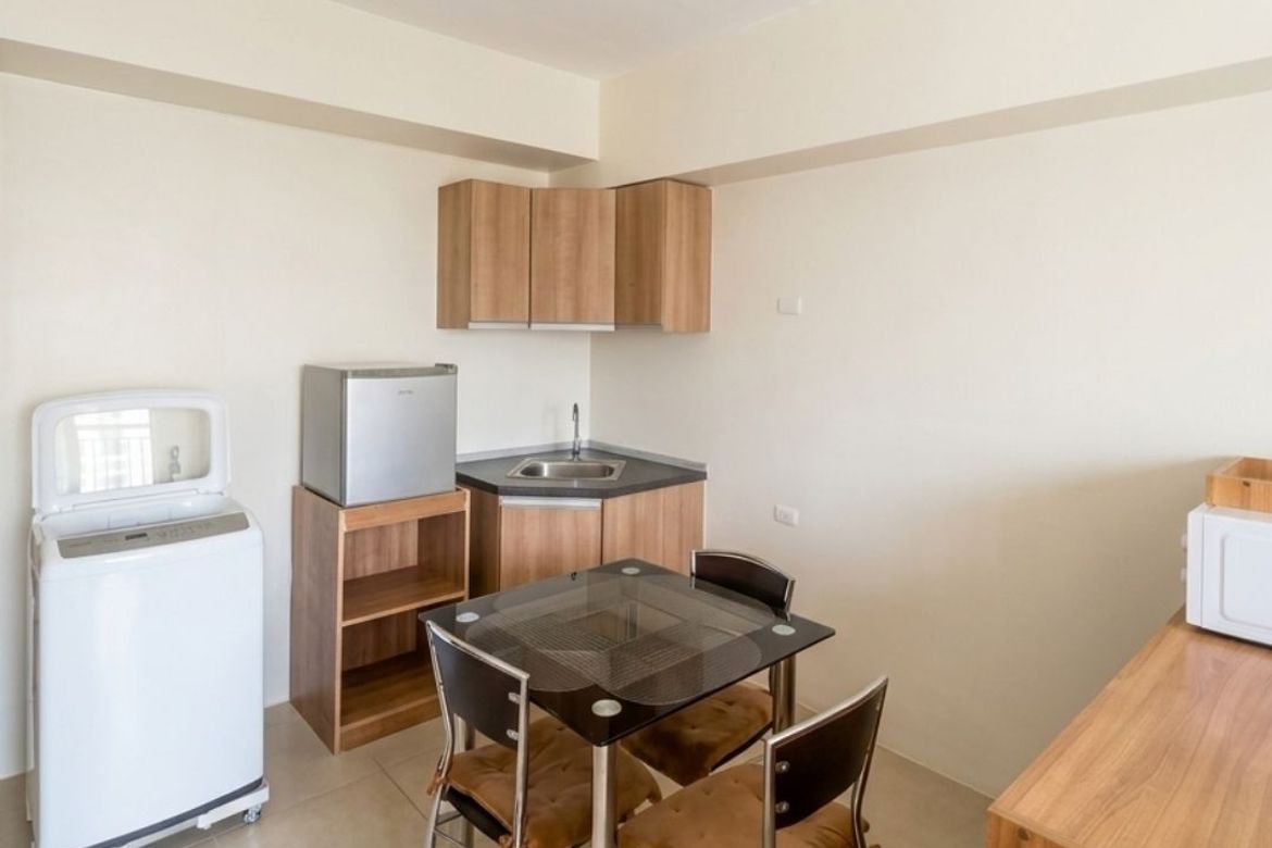 Condo for Sale in Silang Junction North, Tagaytay, Cavite – photo 2