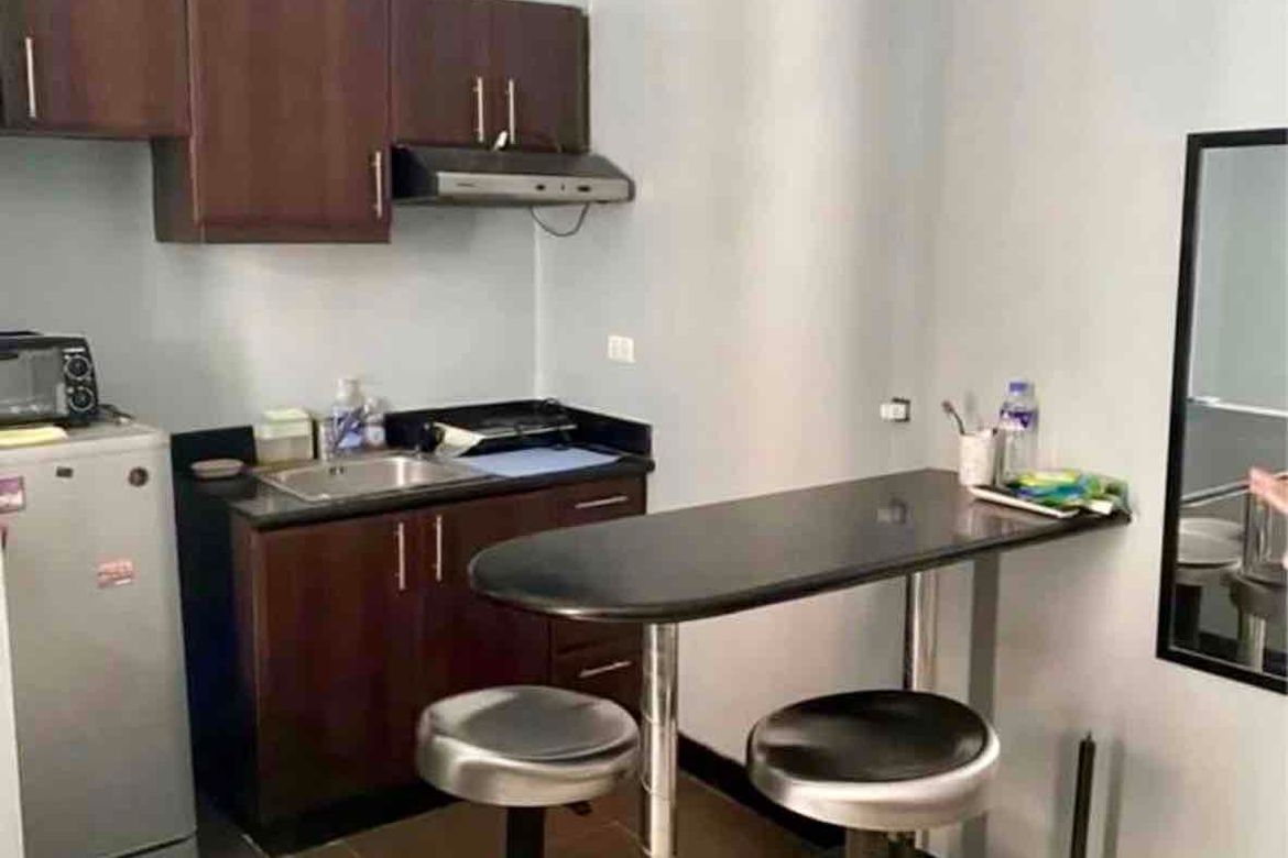 Condo for Sale in Stamford Executive Residences, Bagong Tanyag, Taguig, Metro Manila – photo 5